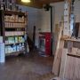 Showroom de la scierie Cotineau et vente de visserie, isolant fibre de bois...